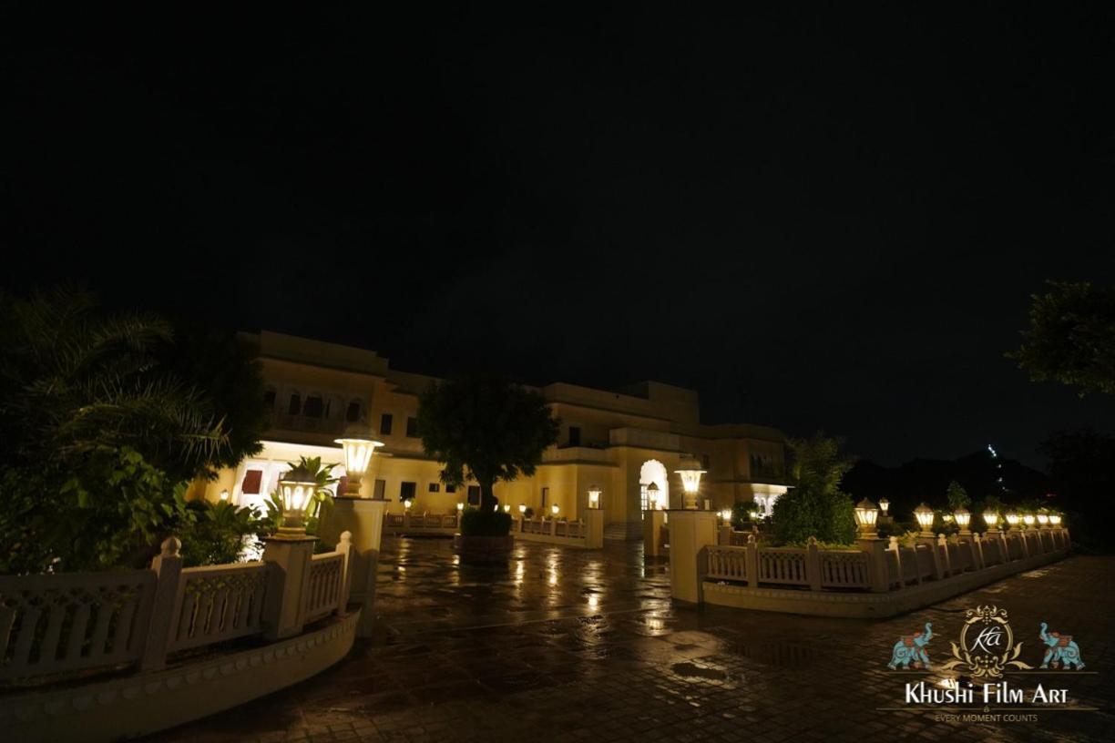 Hotel Raj Bagh Palace Jaipur Ngoại thất bức ảnh